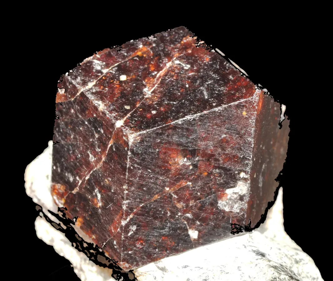 File:Grenat pyrope 1.jpg